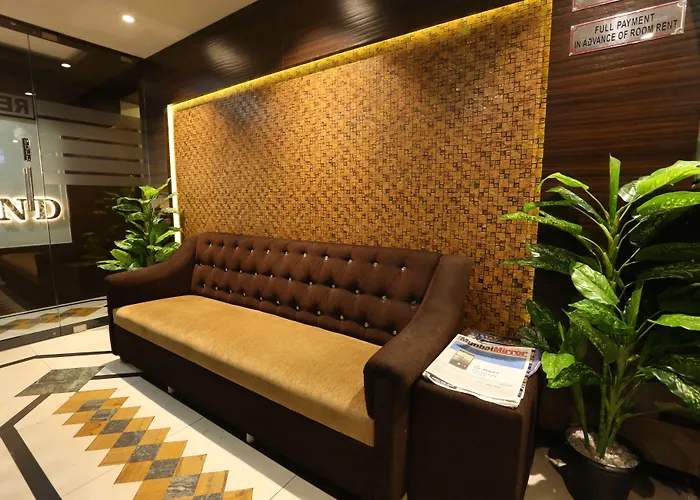 Hotel Happyland Mumbai